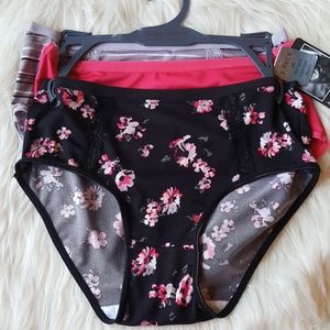 NWT Kathy ireland 3pk panties